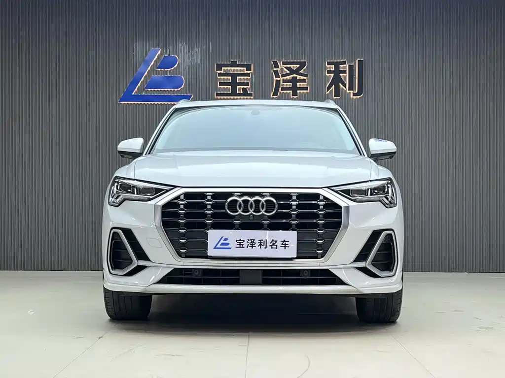 Audi Q3 — миниатюра 2