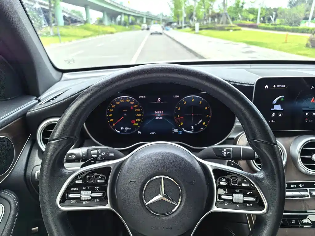 Mercedes-Benz GLC 2020 GLC 300 L 4MATIC