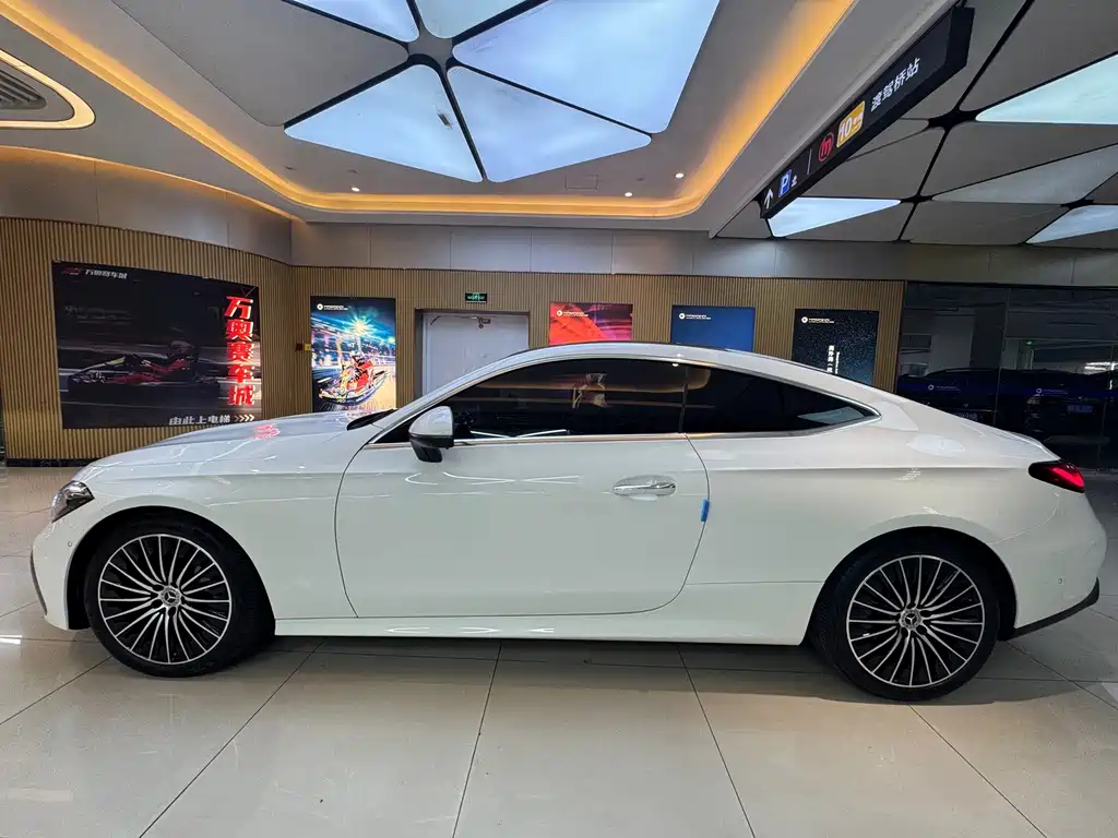 Mercedes-Benz CLE — миниатюра 8