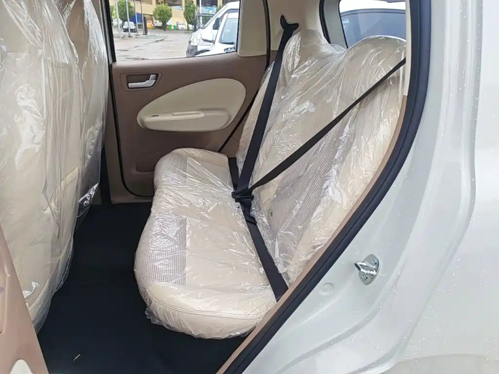 Wuling MINIEV — миниатюра 17