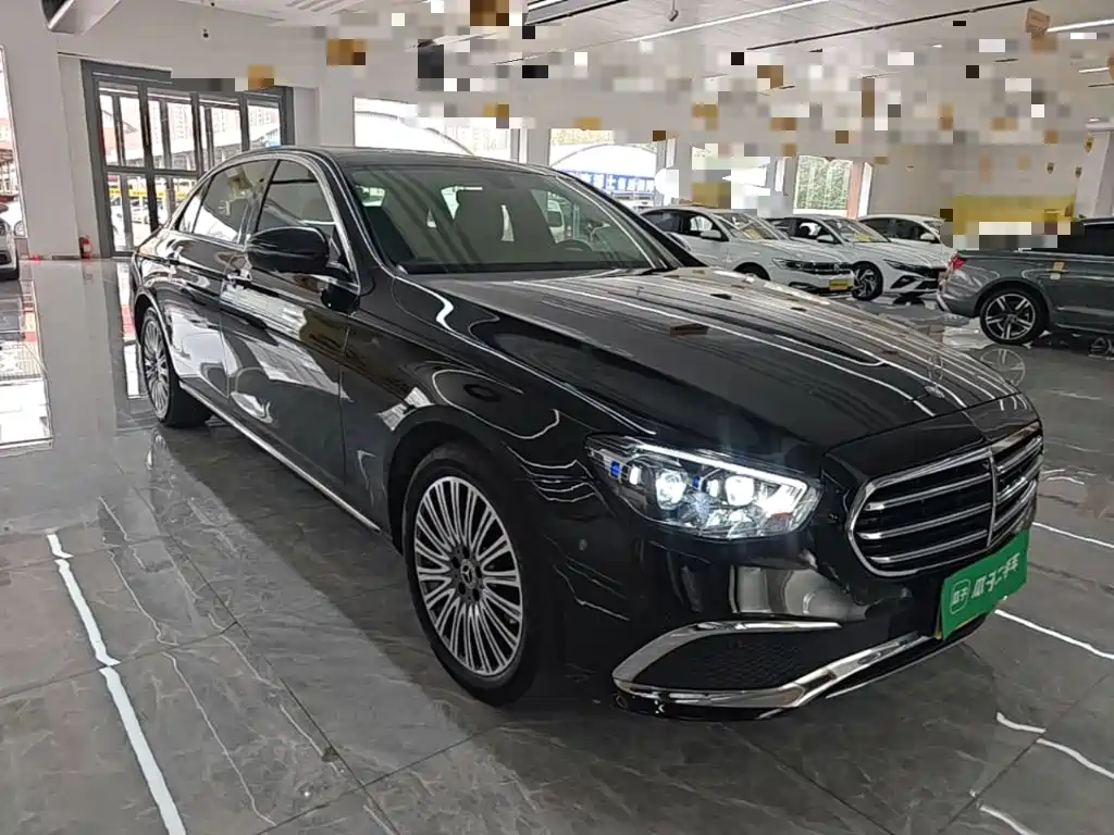 Mercedes-Benz E-Class — миниатюра 4