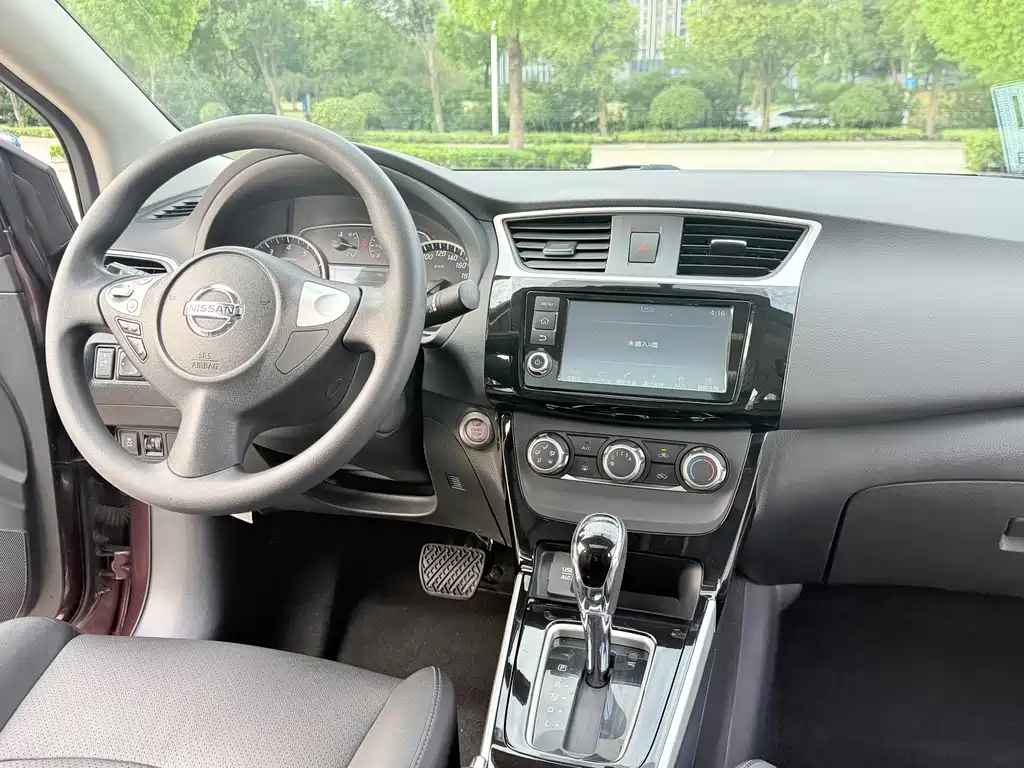 Nissan Sylphy — миниатюра 13