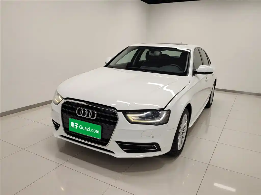 Audi A4L 2015