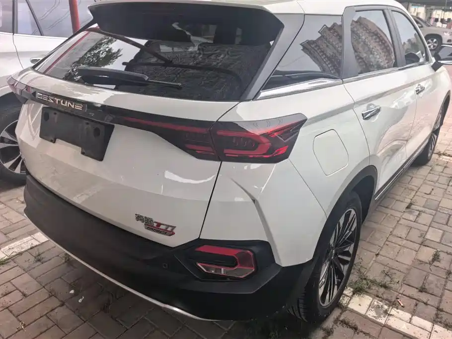 Bestune T77 2023 1.5T AT Premium