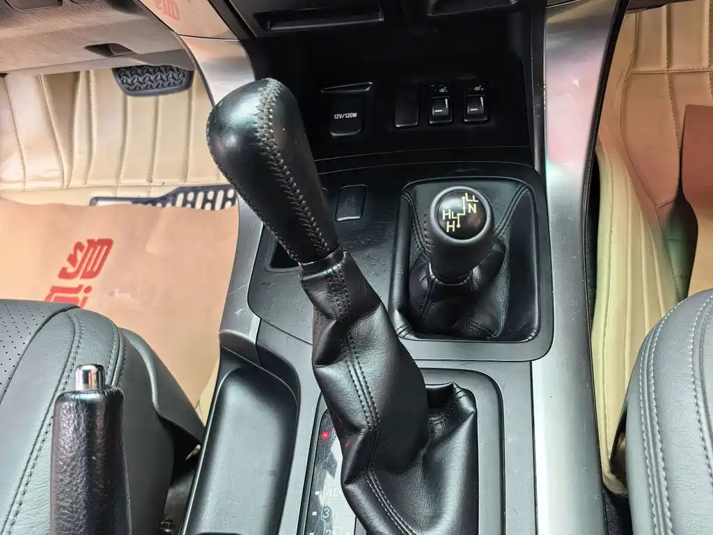 Toyota Prado — миниатюра 18