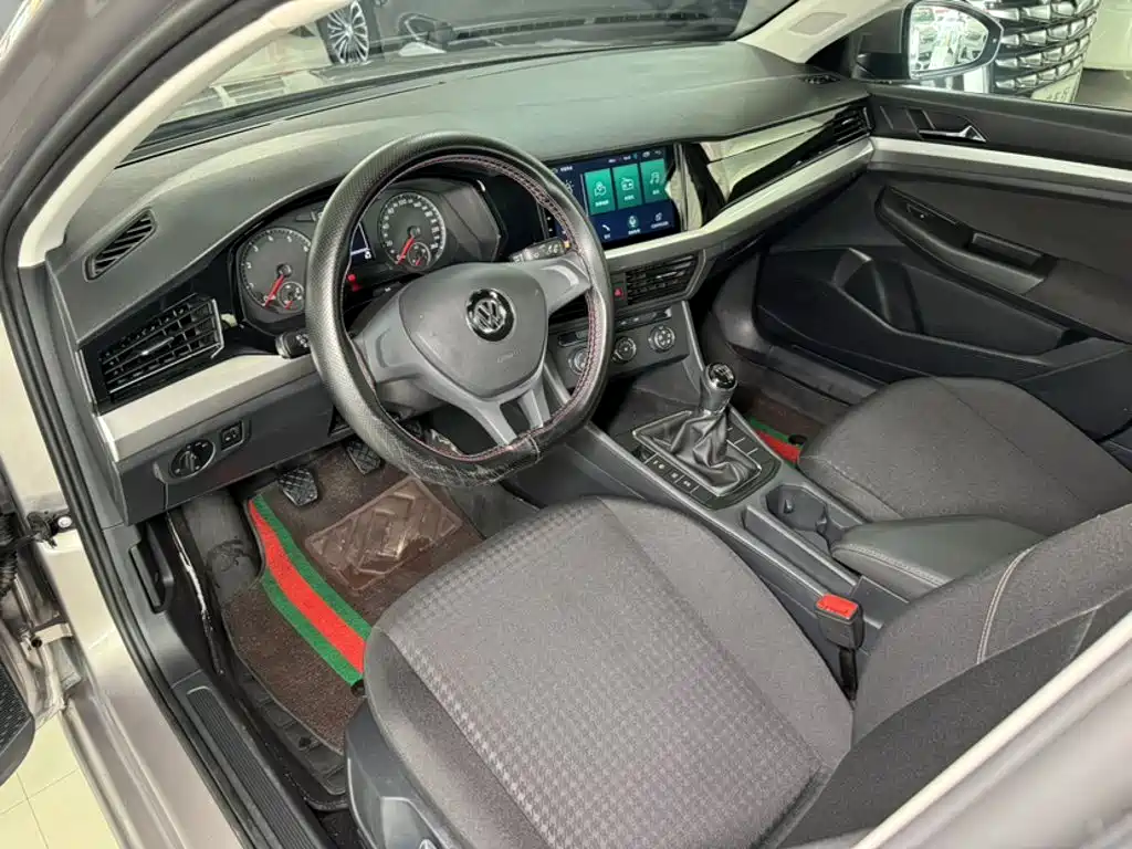 Volkswagen Bora — миниатюра 8