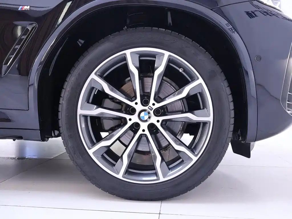 BMW X3 — миниатюра 6