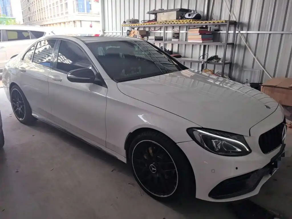 Mercedes-Benz C-Class — миниатюра 4