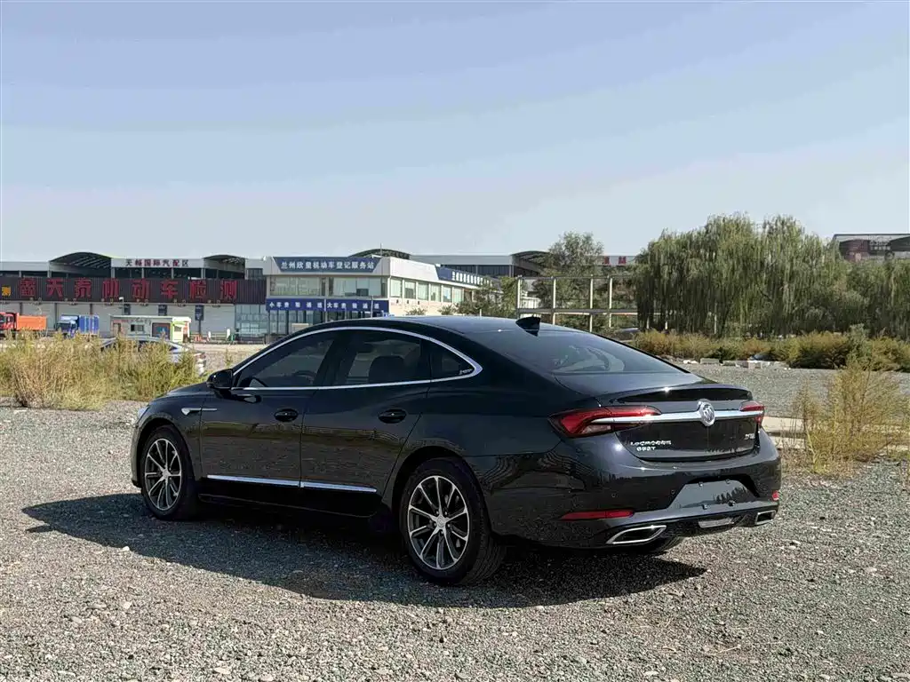 Buick LaCrosse — миниатюра 6