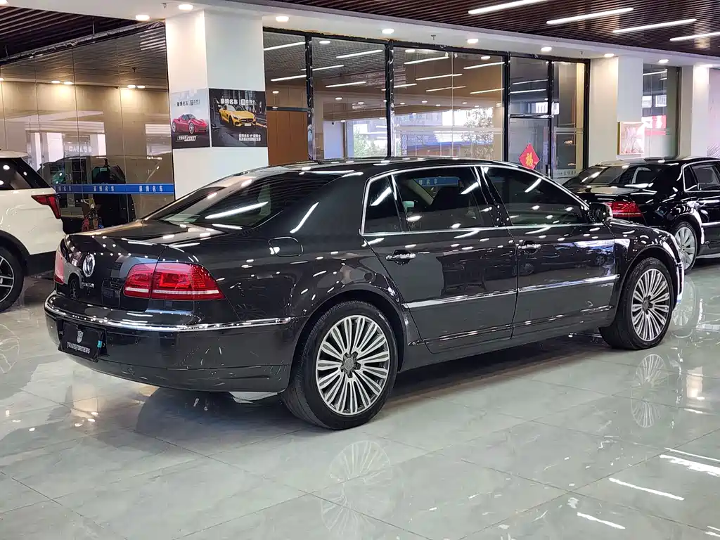 Volkswagen Phaeton — миниатюра 6