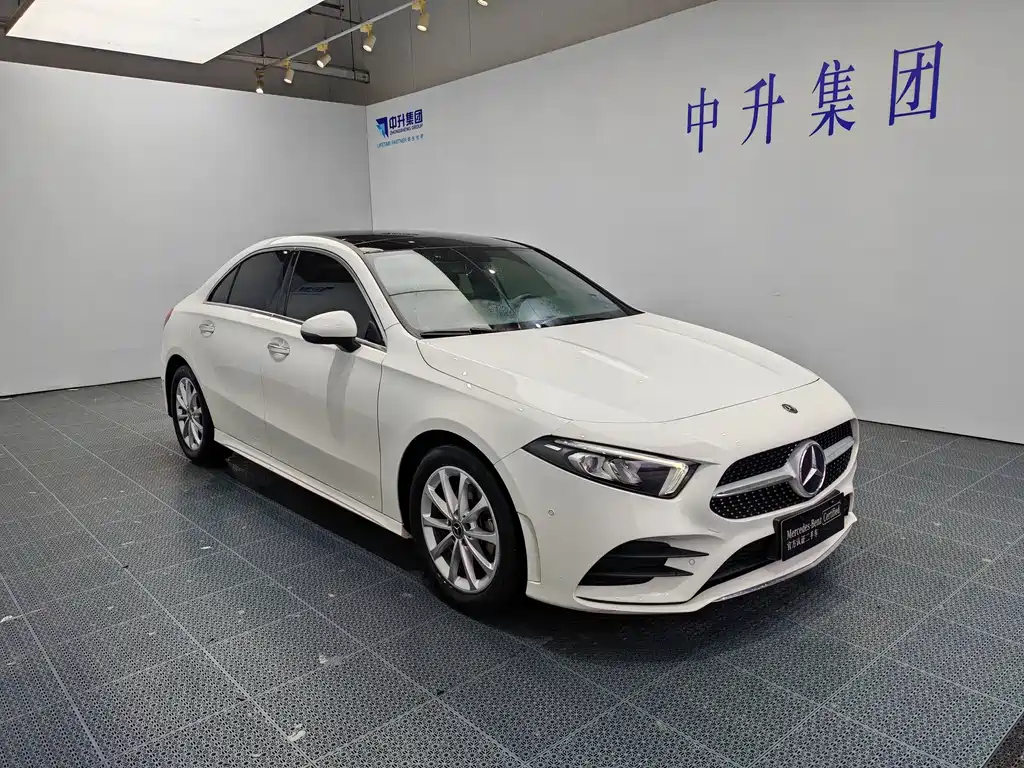 Mercedes-Benz A-Class — миниатюра 3