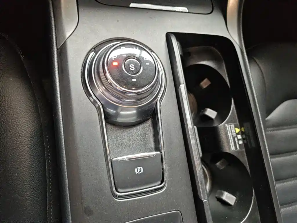 Ford Mondeo — миниатюра 14