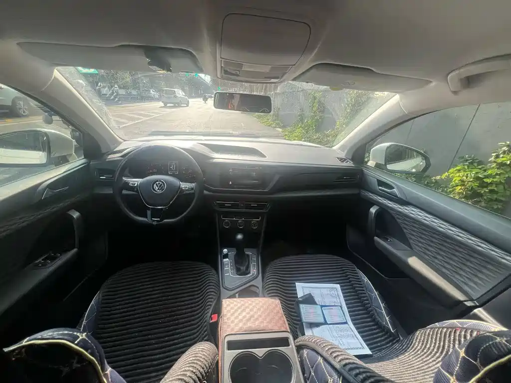 Volkswagen Tharu — миниатюра 5