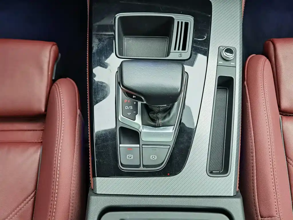 Audi Q5L — миниатюра 13