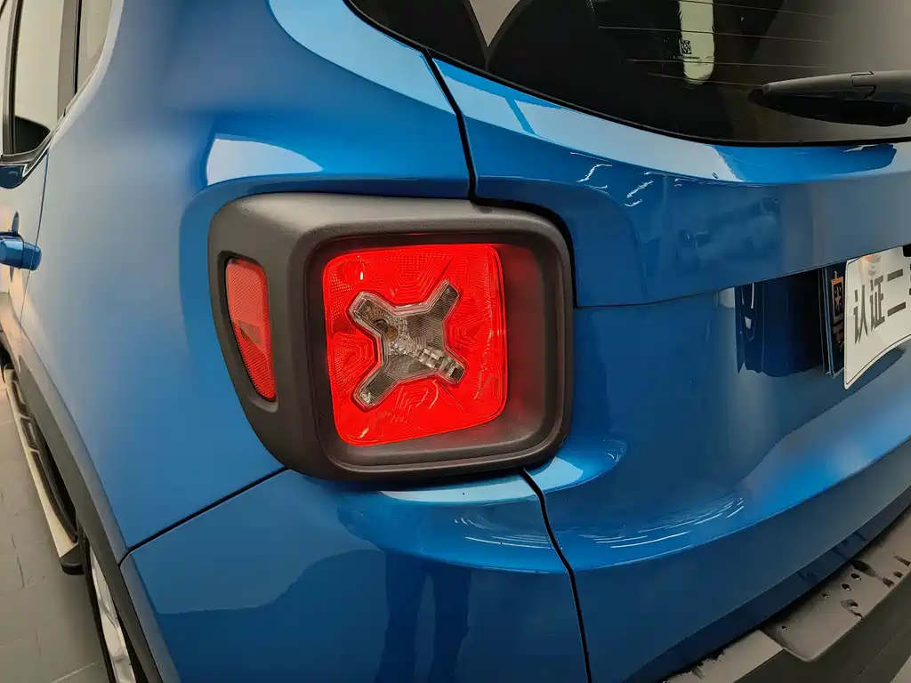 Jeep Renegade — миниатюра 19