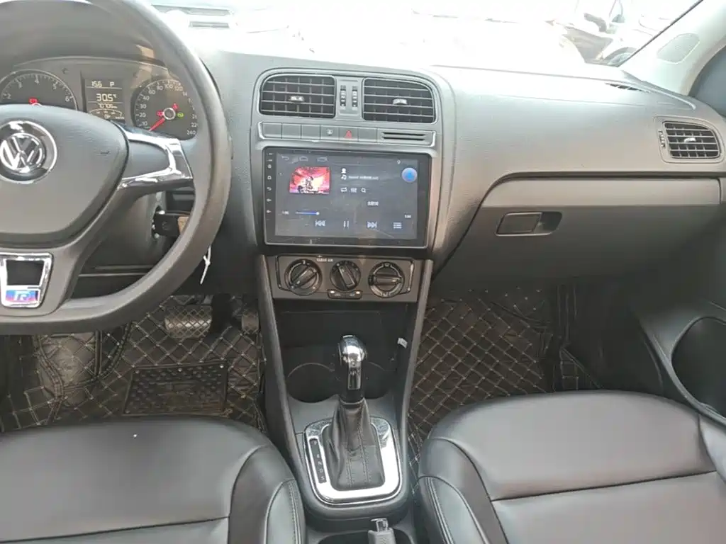 Volkswagen Polo — миниатюра 10