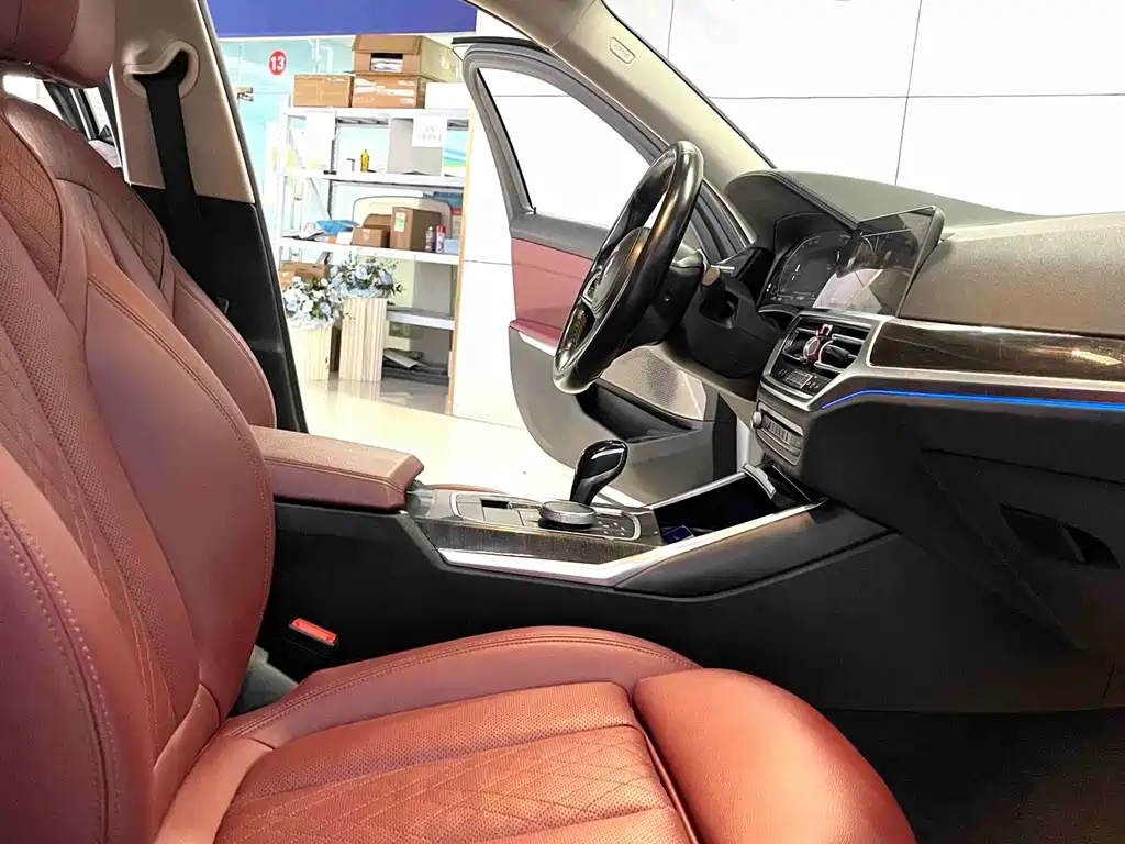 BMW 3 Series — миниатюра 6