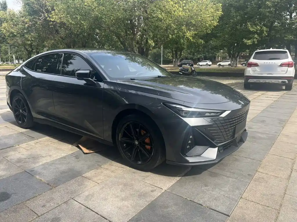 Changan UNI-V — миниатюра 5