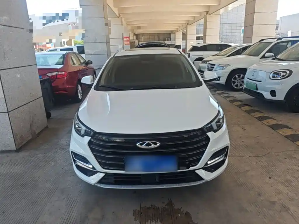 Chery Arrizo 5 PLUS — миниатюра 3