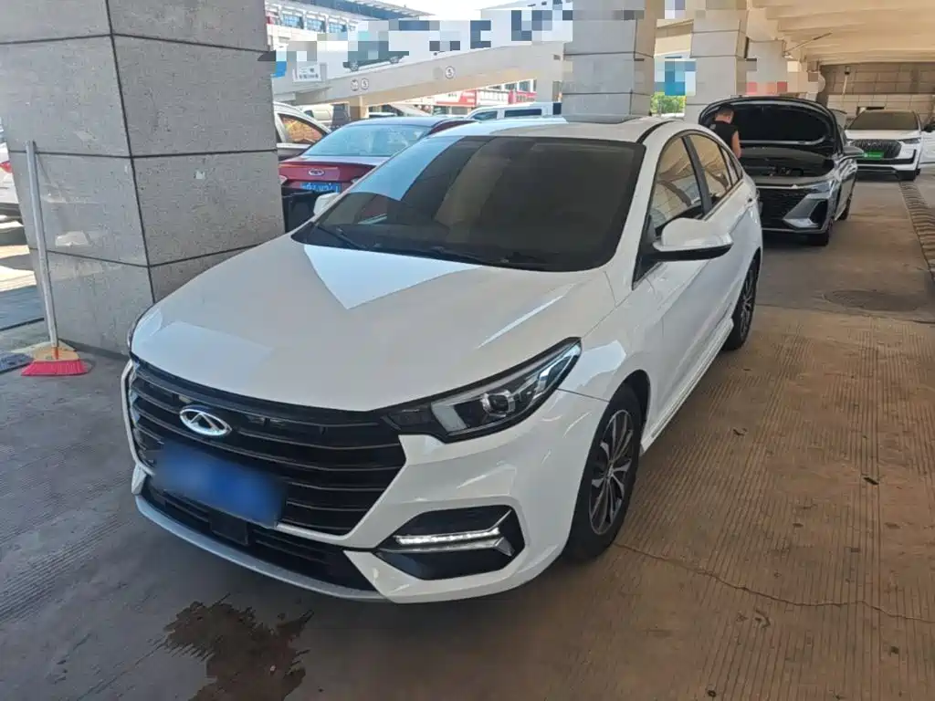 Chery Arrizo 5 PLUS