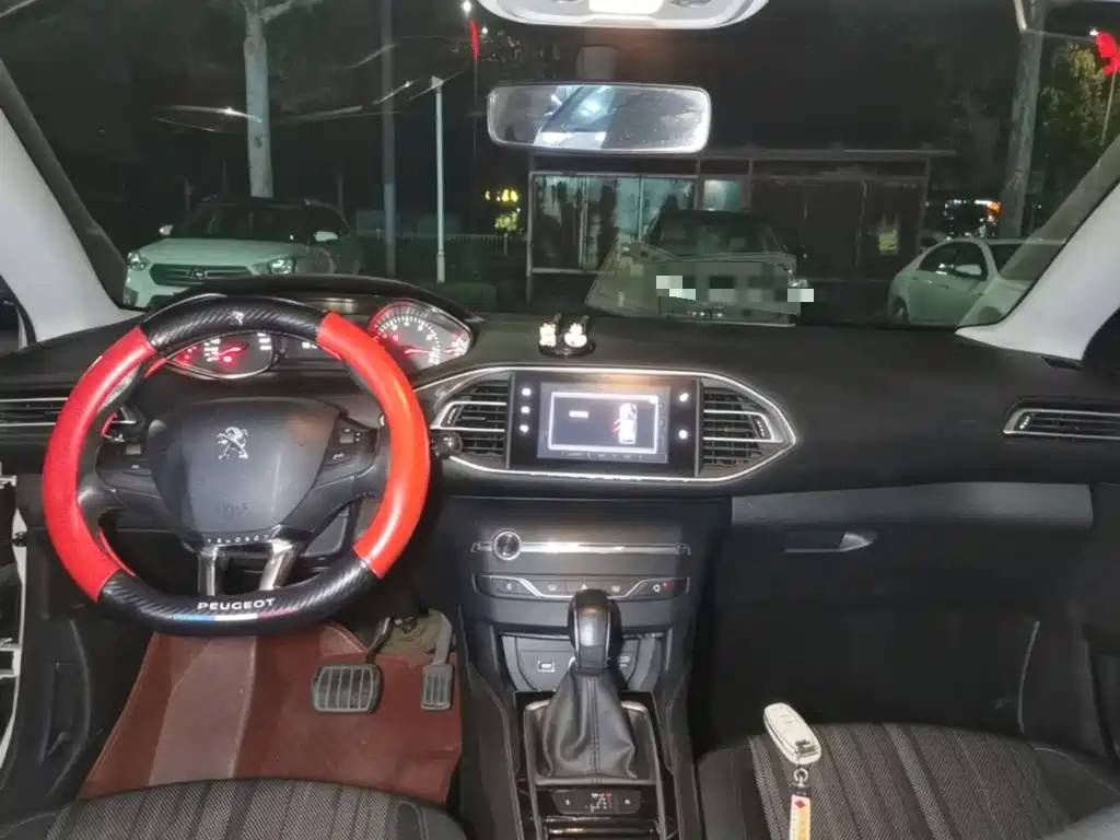 Peugeot 308S — миниатюра 10