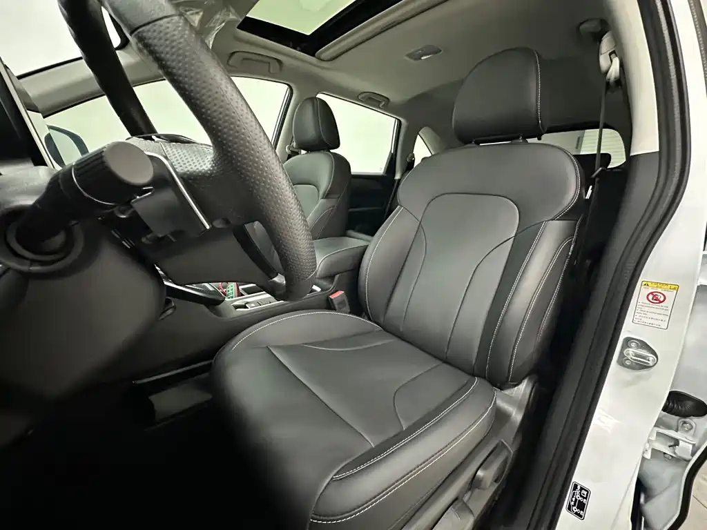 Haval M6 — миниатюра 12