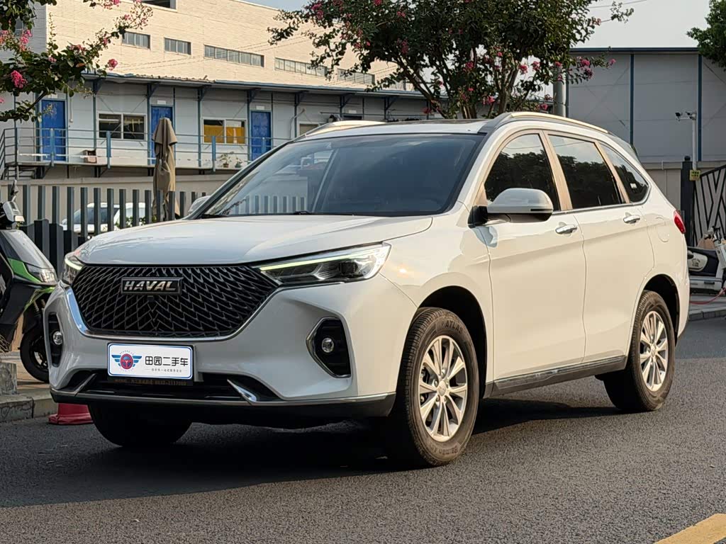 Haval Haval M6 1.5 л 2023 г. Белый, пробег 5900 км