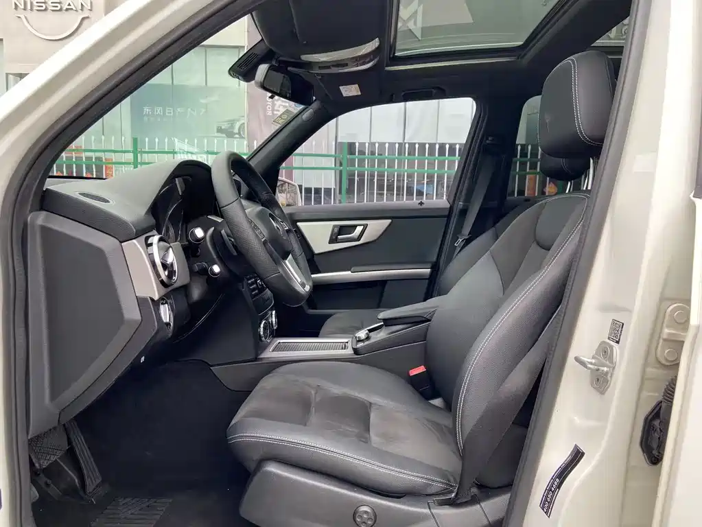 Mercedes-Benz GLK 2015 GLK 260 4MATIC