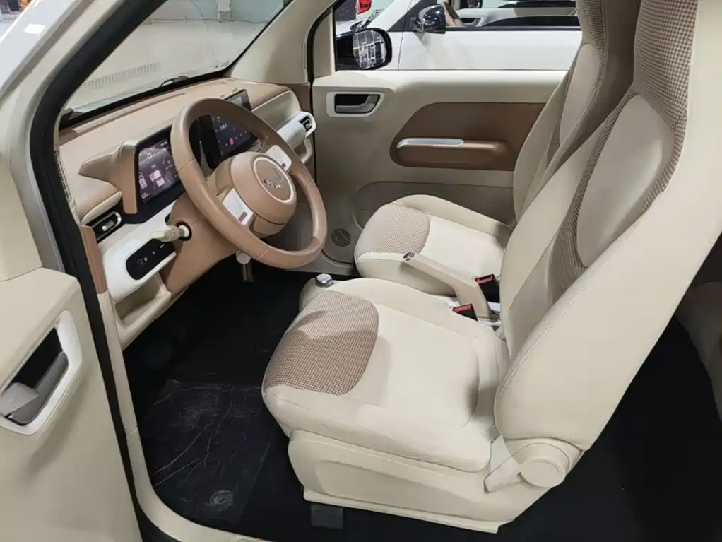 Wuling MINIEV — миниатюра 15