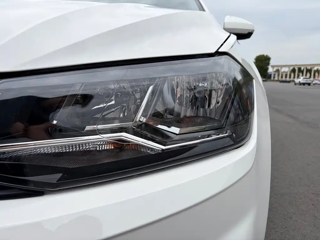 Volkswagen Polo — миниатюра 4