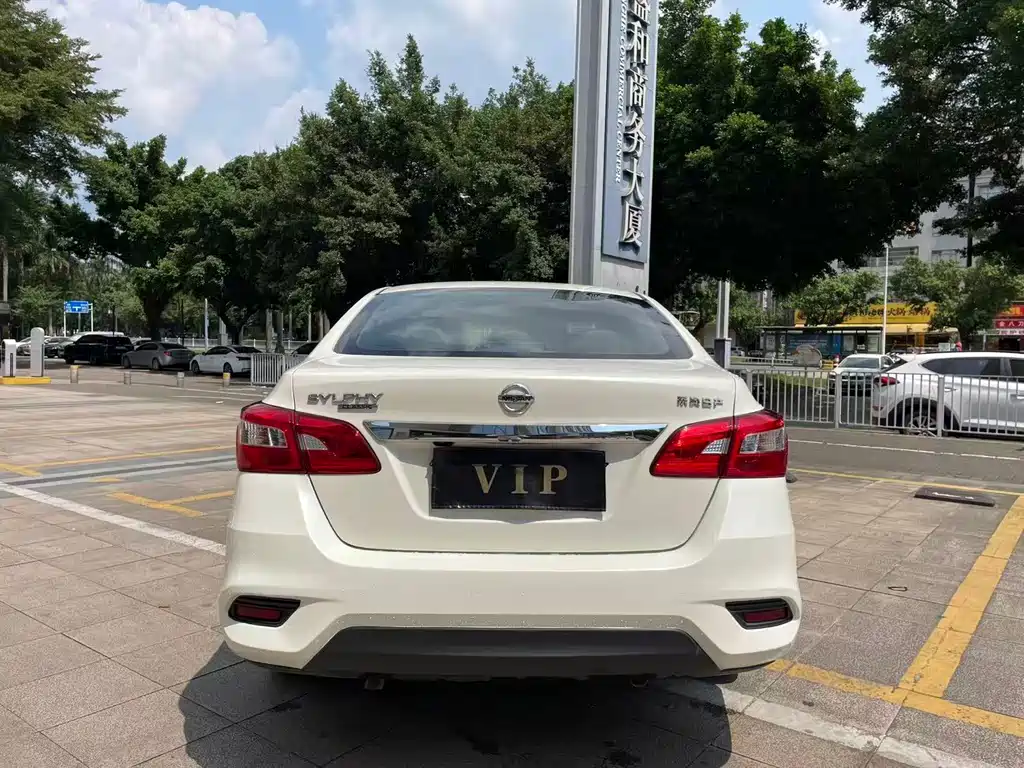 Nissan Sylphy — миниатюра 6