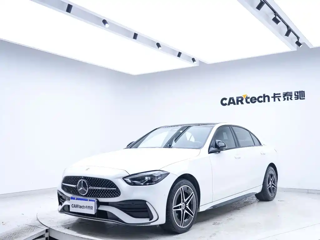Mercedes-Benz C-Class — миниатюра 8