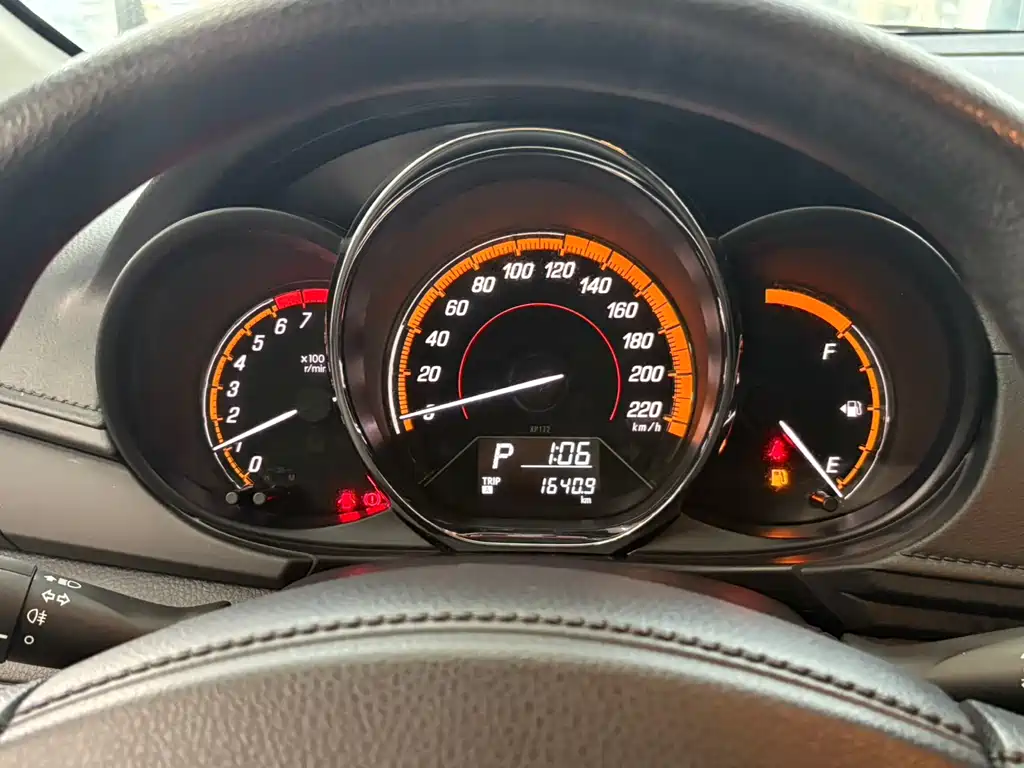 TOYOTA YARIS L ZHIXUAN