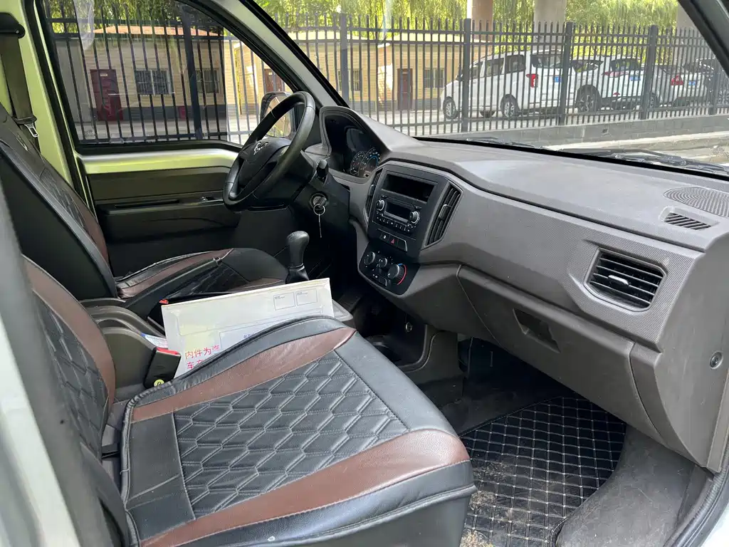 Wuling Rongguang New Truck — миниатюра 12