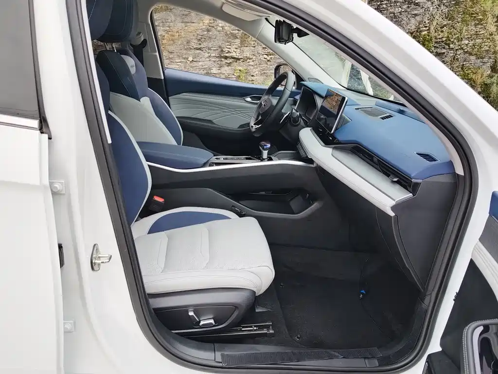Geely Xingrui — миниатюра 8