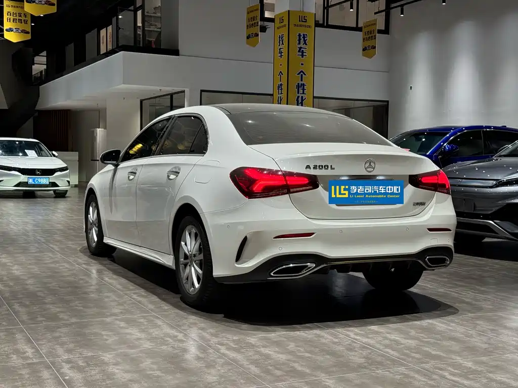 Mercedes-Benz A-Class — миниатюра 4