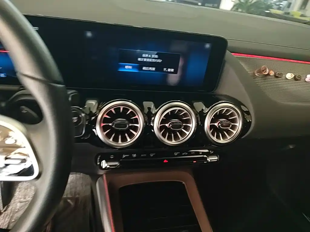 Mercedes-Benz EQA — миниатюра 18