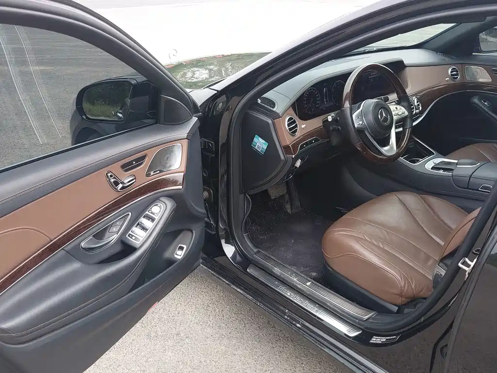 Mercedes-Benz S-Class — миниатюра 3