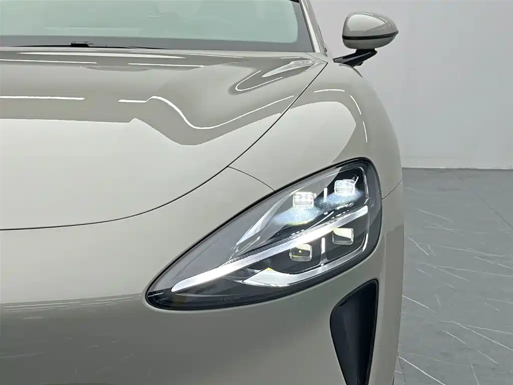 XIAOMI CAR XIAOMI SU7