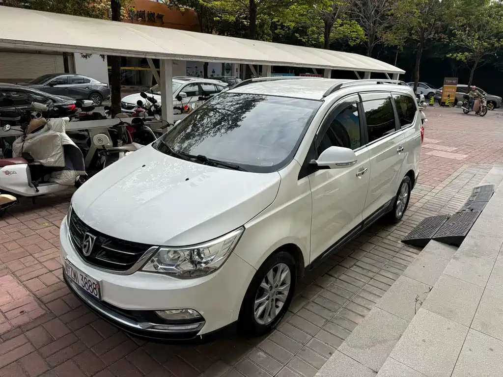 BAOJUN 730