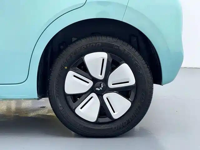 Wuling MINIEV — миниатюра 16