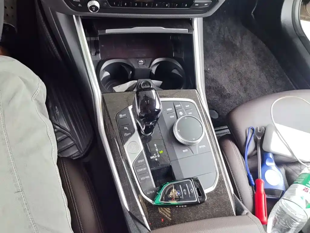 BMW 3 Series — миниатюра 14