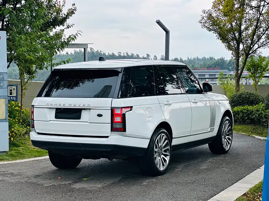 Land Rover Range Rover — миниатюра 15