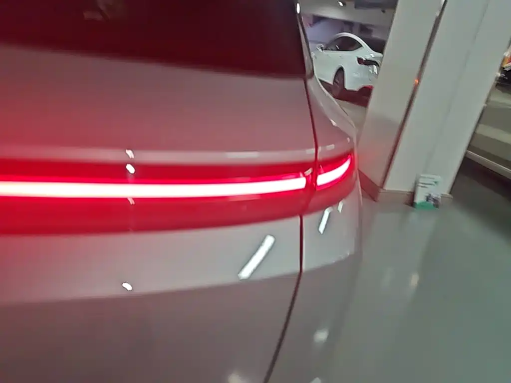 Li Auto Li L7 — миниатюра 8