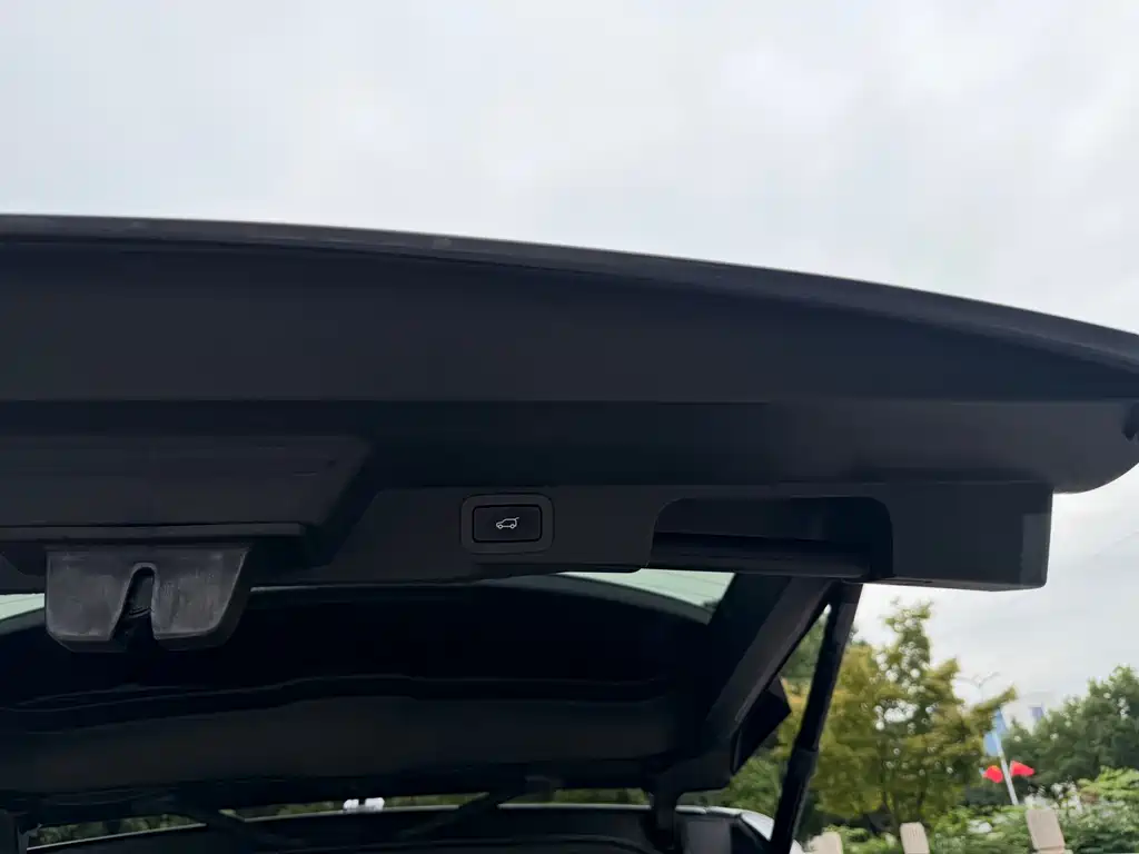 Land Rover Sport — миниатюра 17