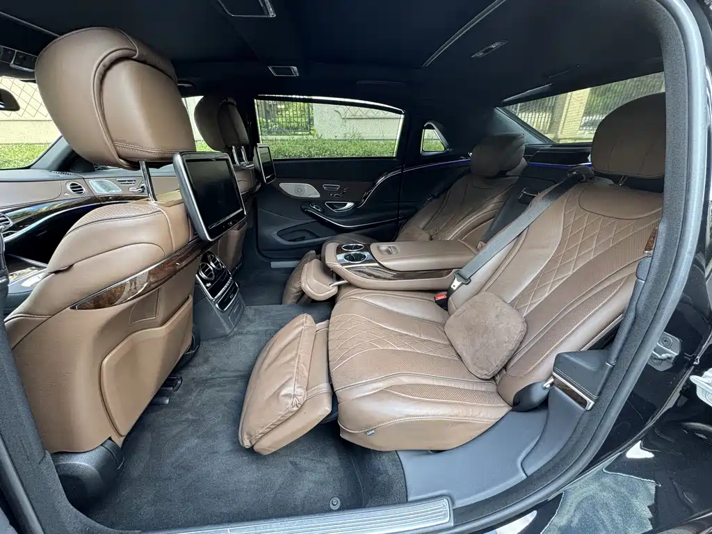 Mercedes-Benz S-Class — миниатюра 10