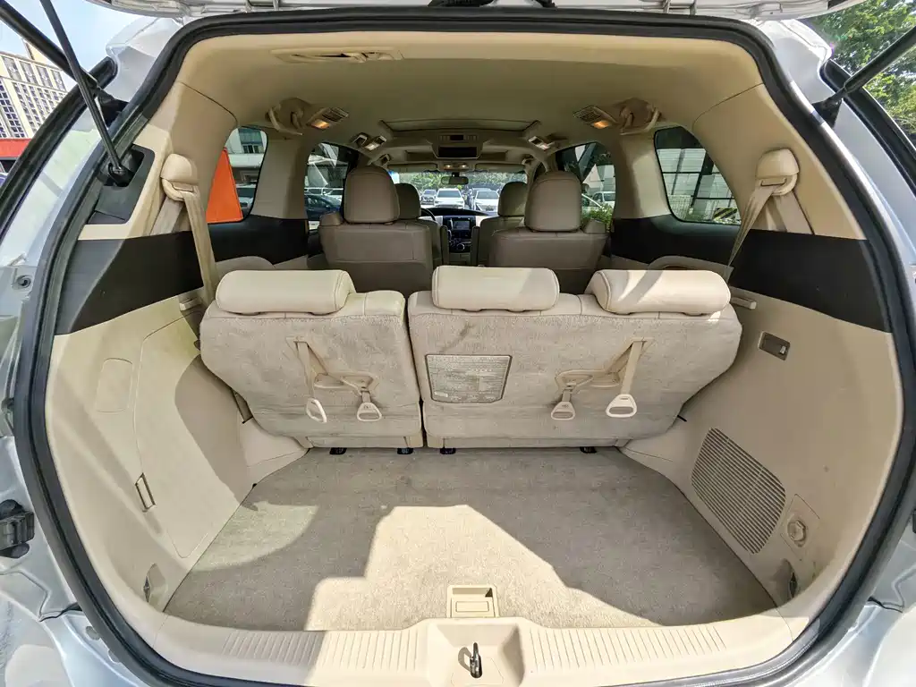 Toyota Previa — миниатюра 16