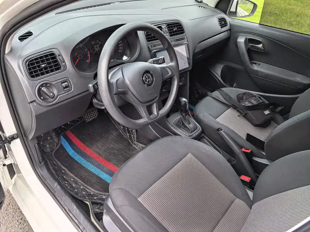 Volkswagen Polo — миниатюра 4