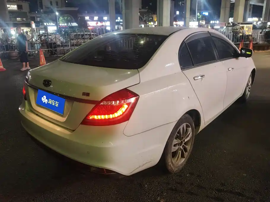 Geely Emgrand — миниатюра 3