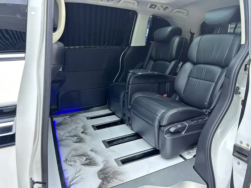 Honda Elysion — миниатюра 6